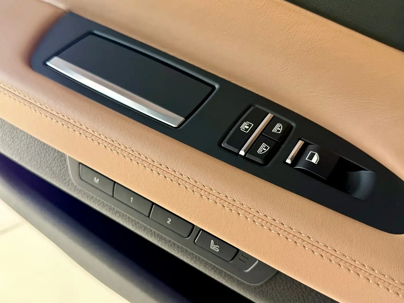 BMW 7 Series 2013 Model 760Li фото 33
