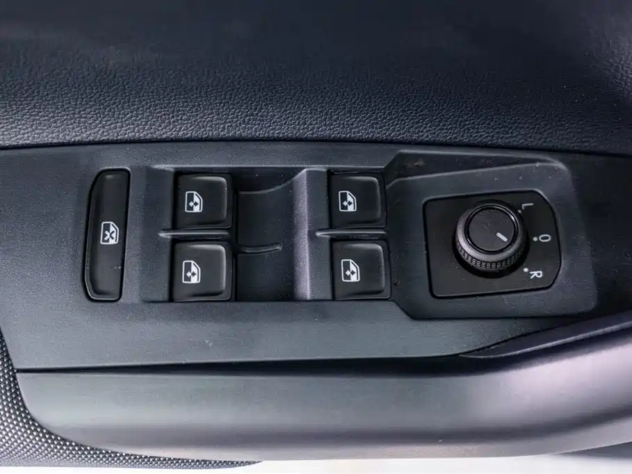 Volkswagen Lavida 2026 Model X-Ray 1.5L Premium Elegance Edition фото 16