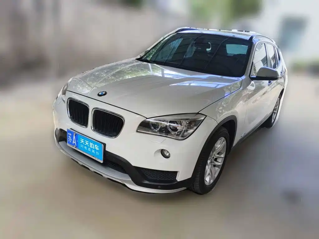 Photo 1 - BMW X1