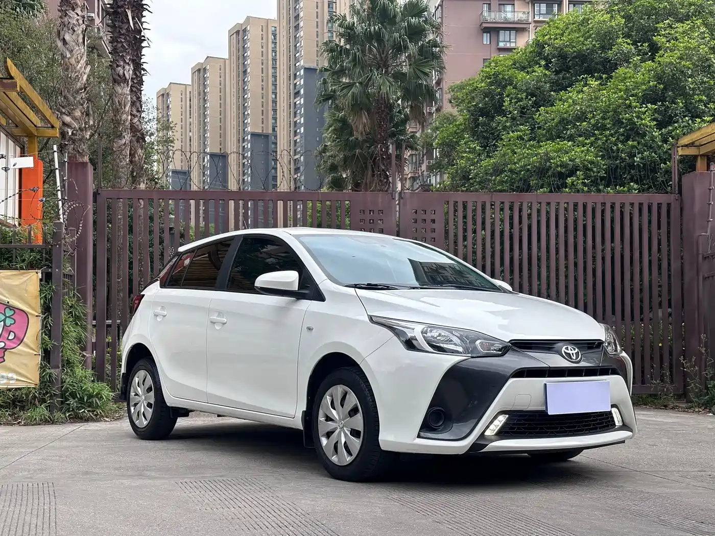 Toyota YARiS L Zhi Xuan 2019 1.5E CVT MeiDong Edition China VI фото 3