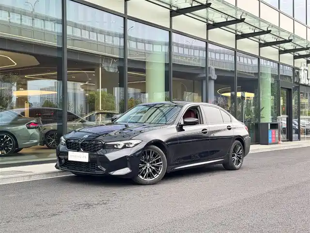 BMW 3 Series 2023 325Li M Sport Black Night Package