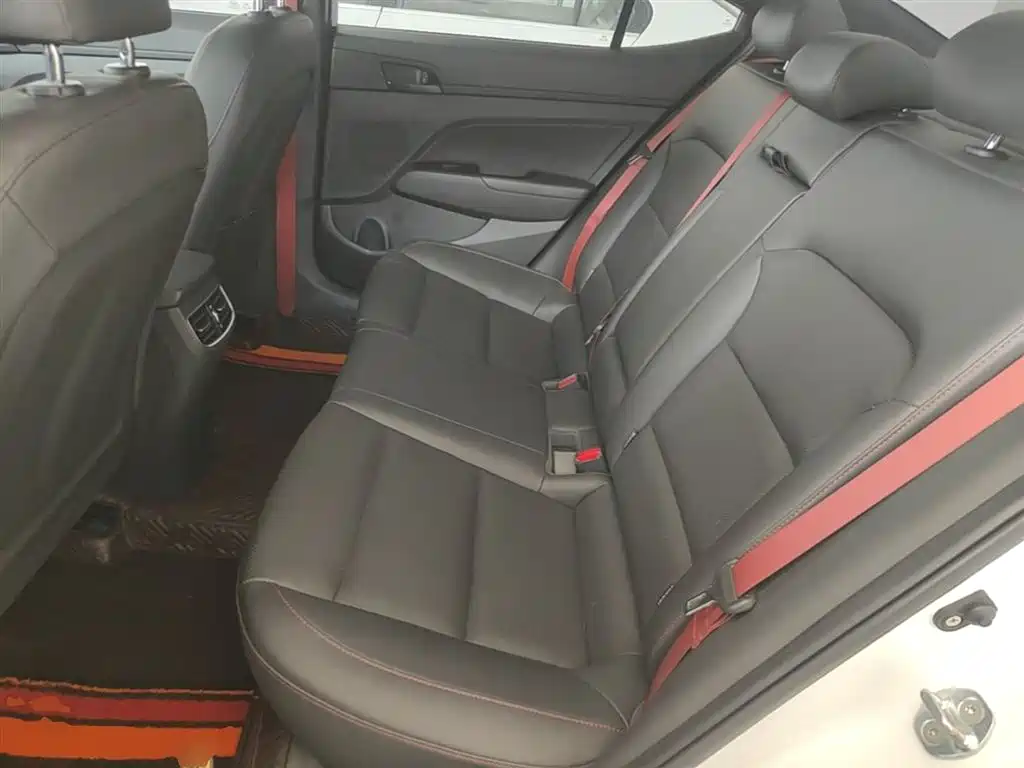 Hyundai Elantra 2019 1.4T Dual-clutch XuanDong·Vitality Type фото 17