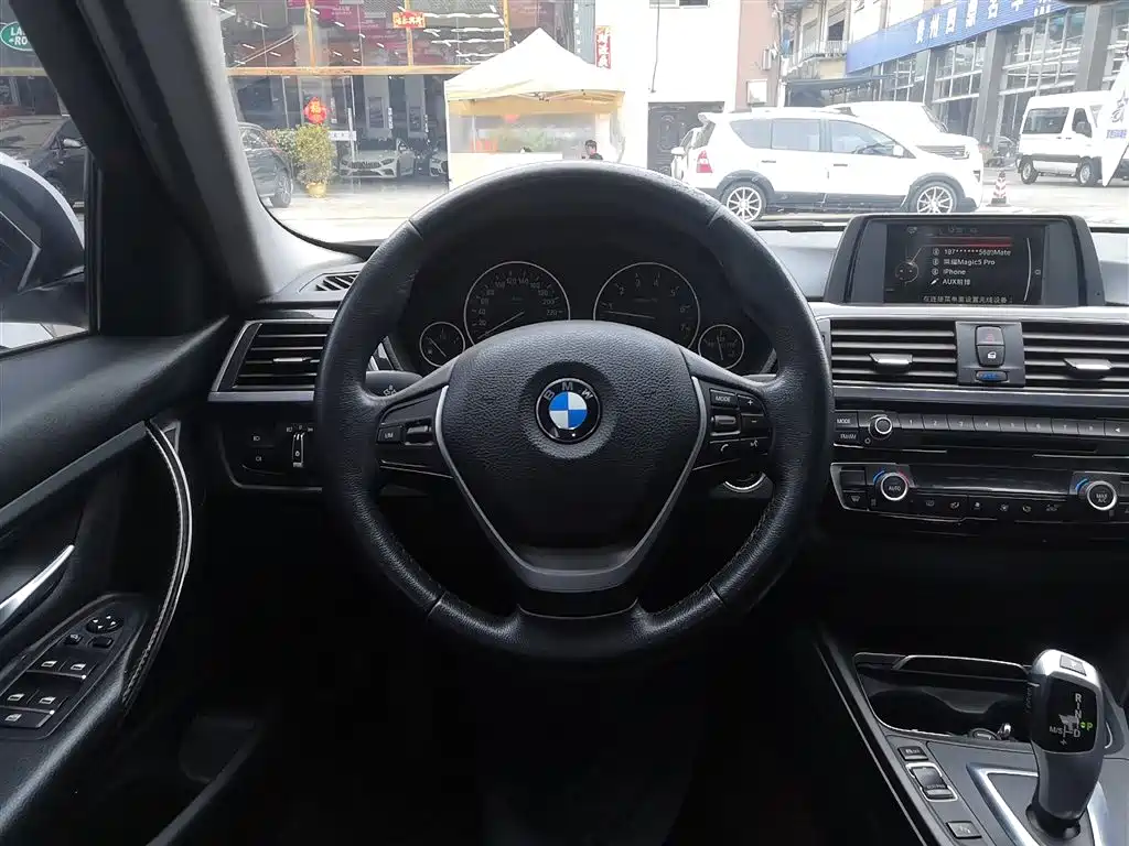 BMW 3 Series 2017 320Li Fashion фото 11