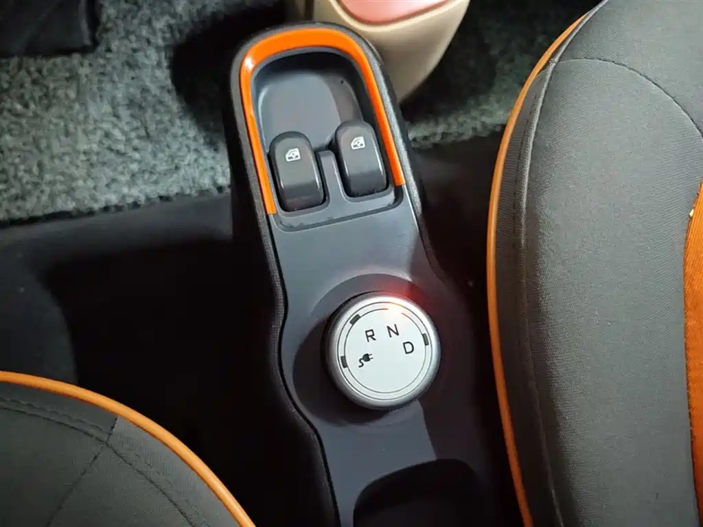 Baojun E100 2019 2019 250KM Smart Edition