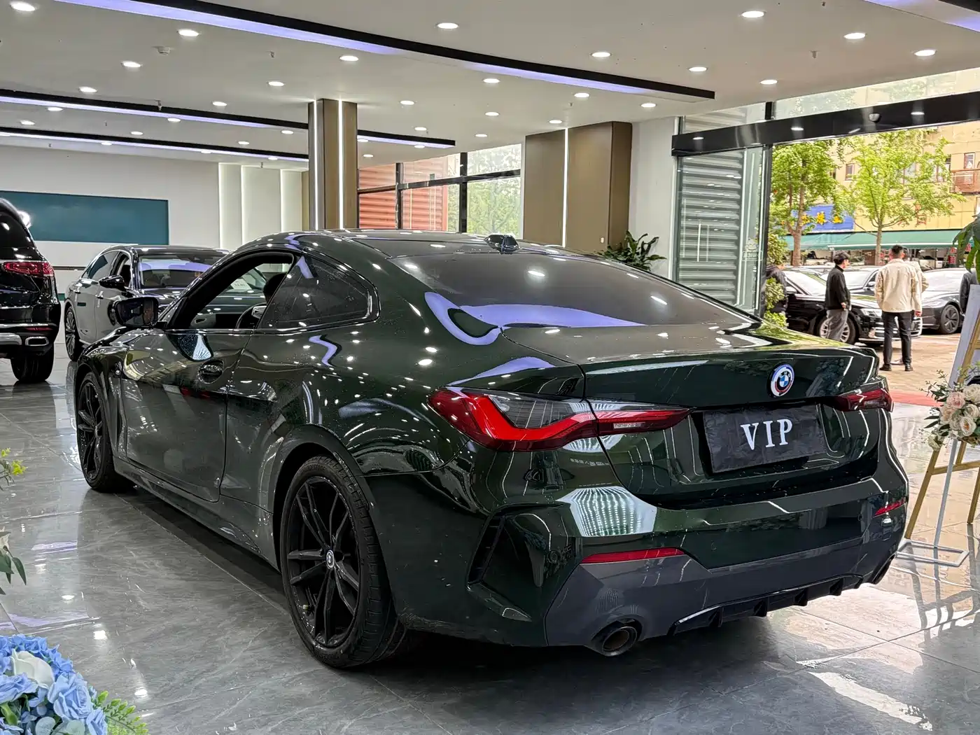 BMW 4 Series 2023 425i M Sport Shadowline Package фото 9