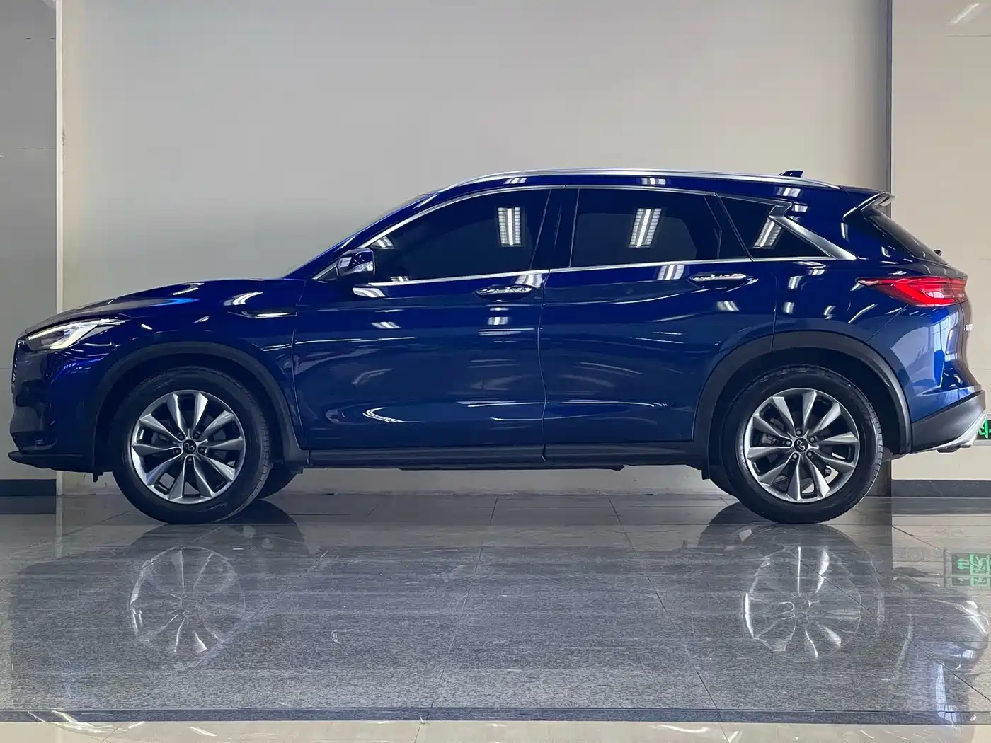 Infiniti QX50 2020 2020 2.0T 4WD Elite Edition