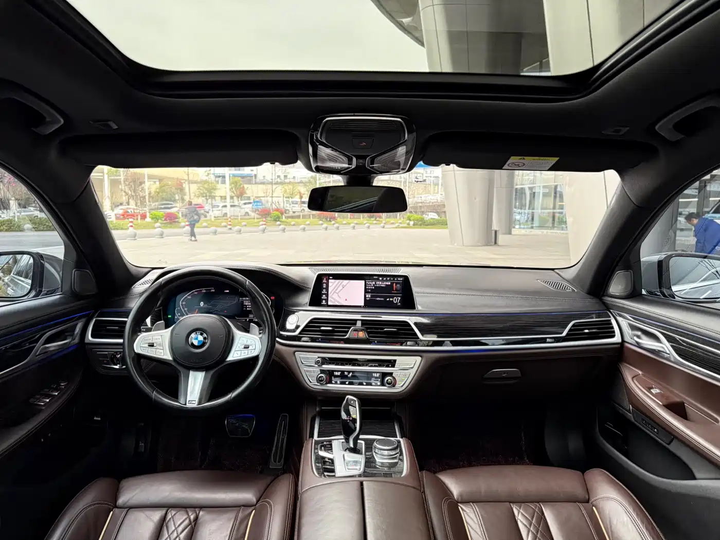 BMW 7 Series 2021 Model 730Li M Sport Package фото 13