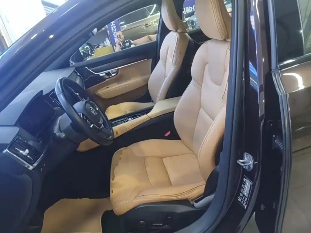 Volvo V90 2019 2017 Cross Country T5 AWD Smart Edition