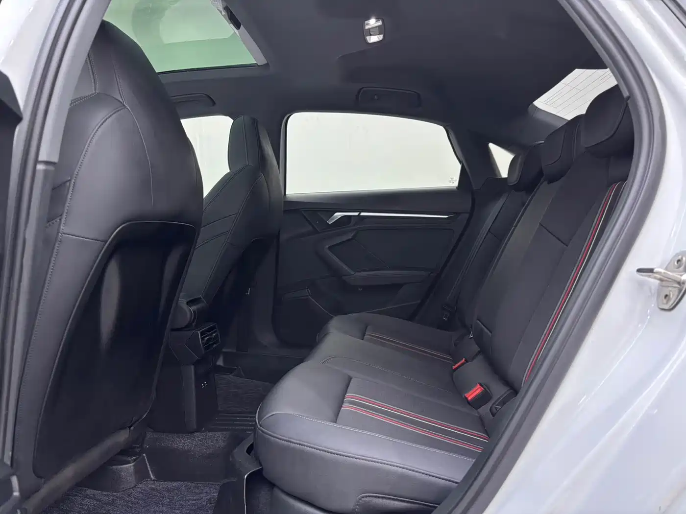 Audi A3 2022 A3L Limousine 35 TFSI Style Sport фото 5