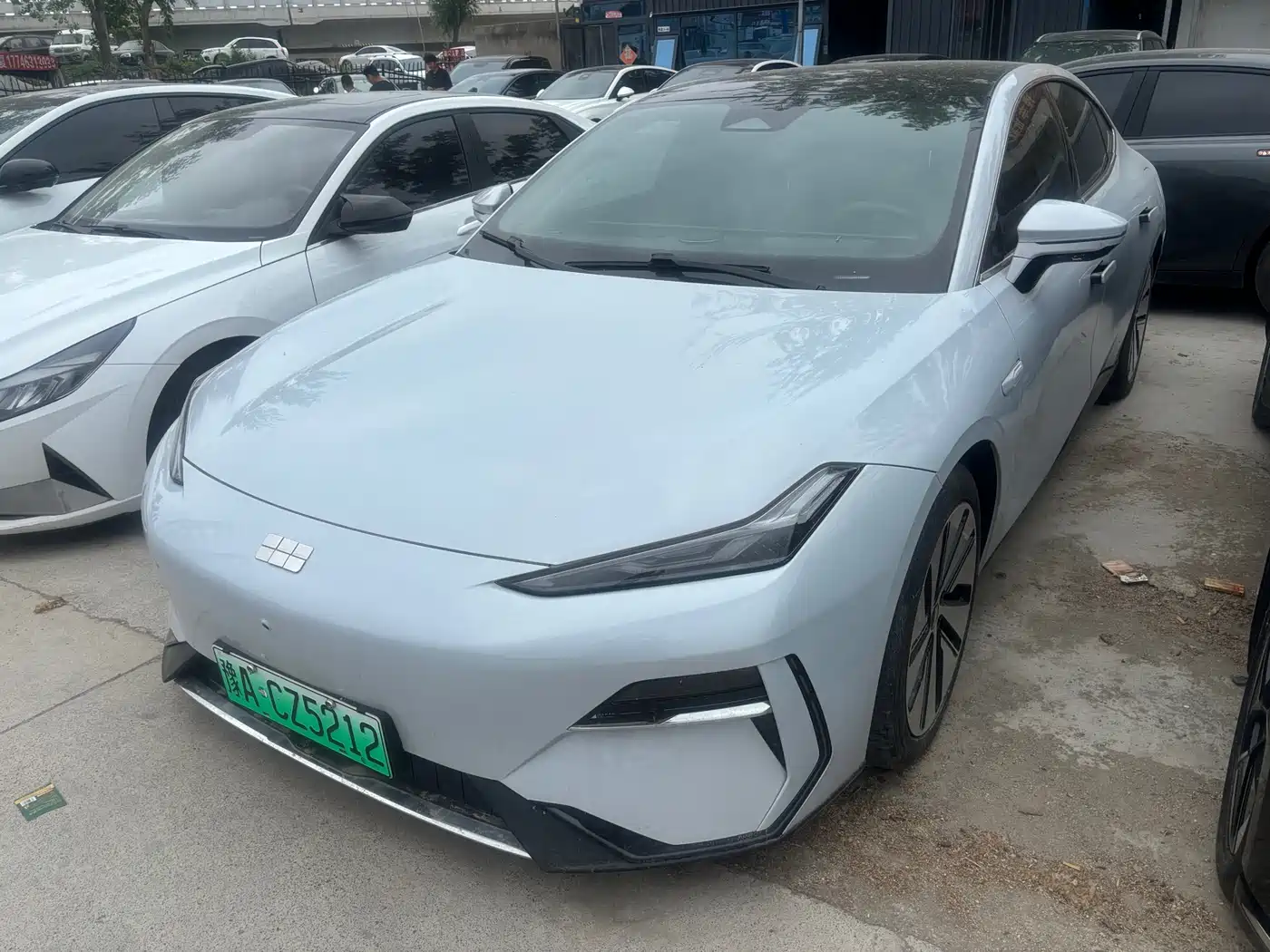 Geely Galaxy Galaxy E8 2024 665km RWD Starship Voyager Edition