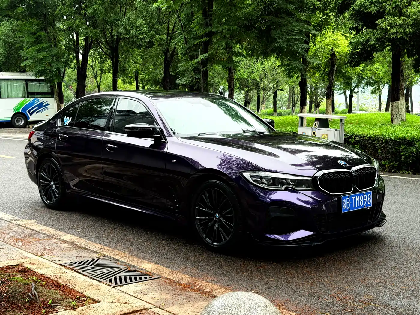 BMW 3 Series 2022 Facelift 325Li M Sport Shadow Edition фото 3