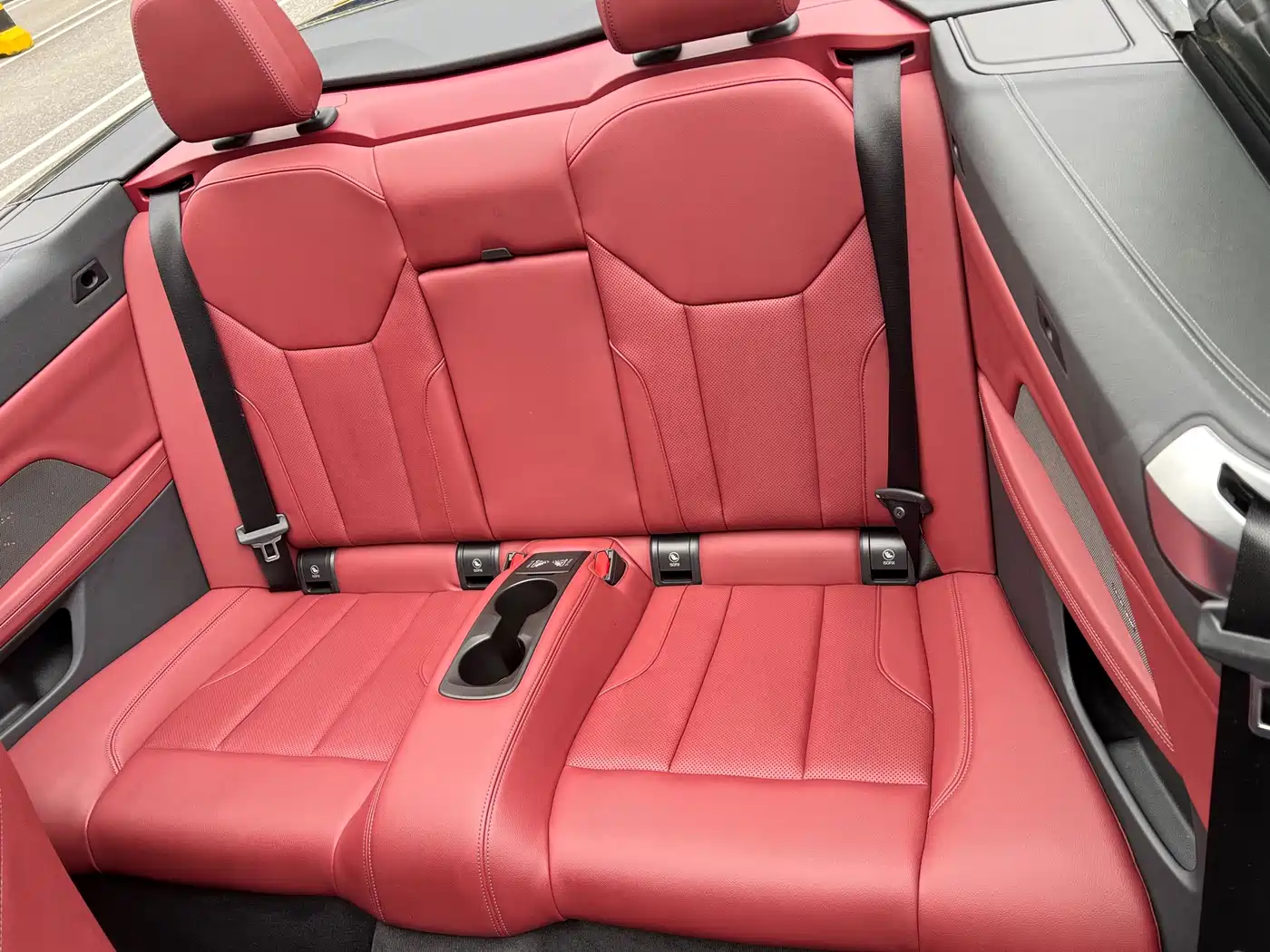 BMW 4 Series 2023 430i Convertible M Sport Shadowline Package фото 7