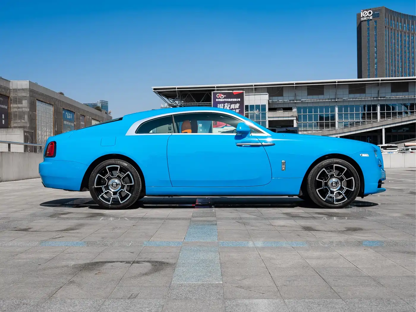 Rolls-Royce Wraith 2019 2018 6.6T Standard