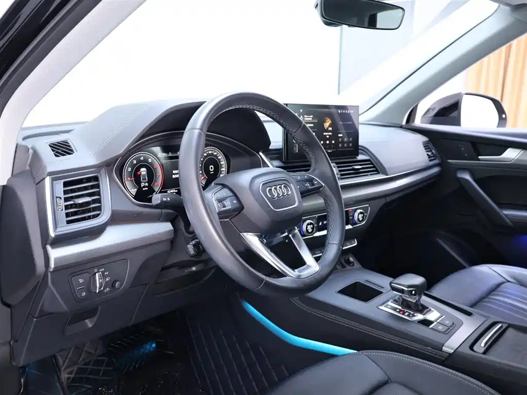 Audi Q5L 2021 40 TFSI Fashion Elegance фото 11