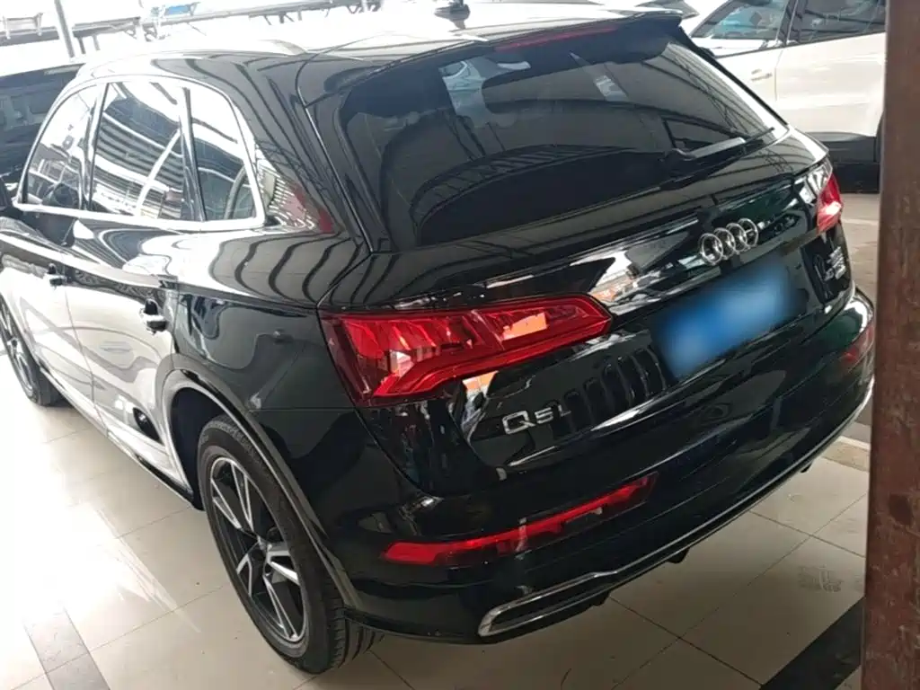 Audi Q5L 2018 40 TFSI Premium Fashion China VI фото 5