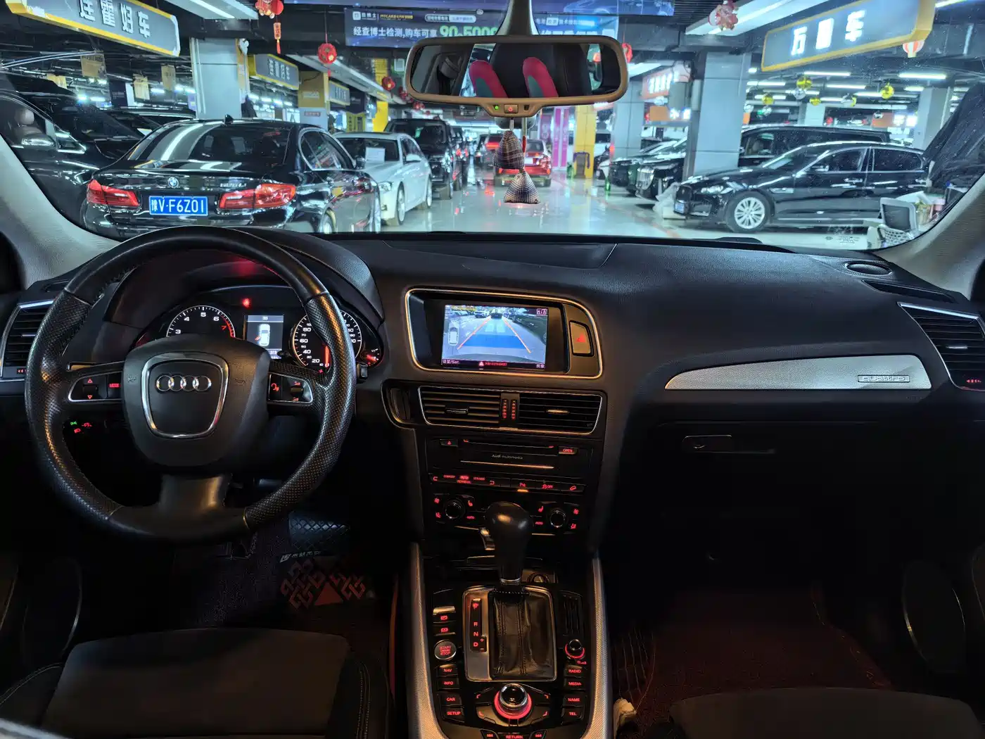 Audi Q5 2012 2.0TFSI Dynamic фото 6