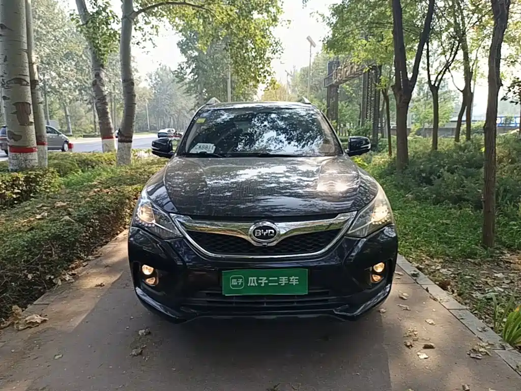 Photo 3 - BYD Song