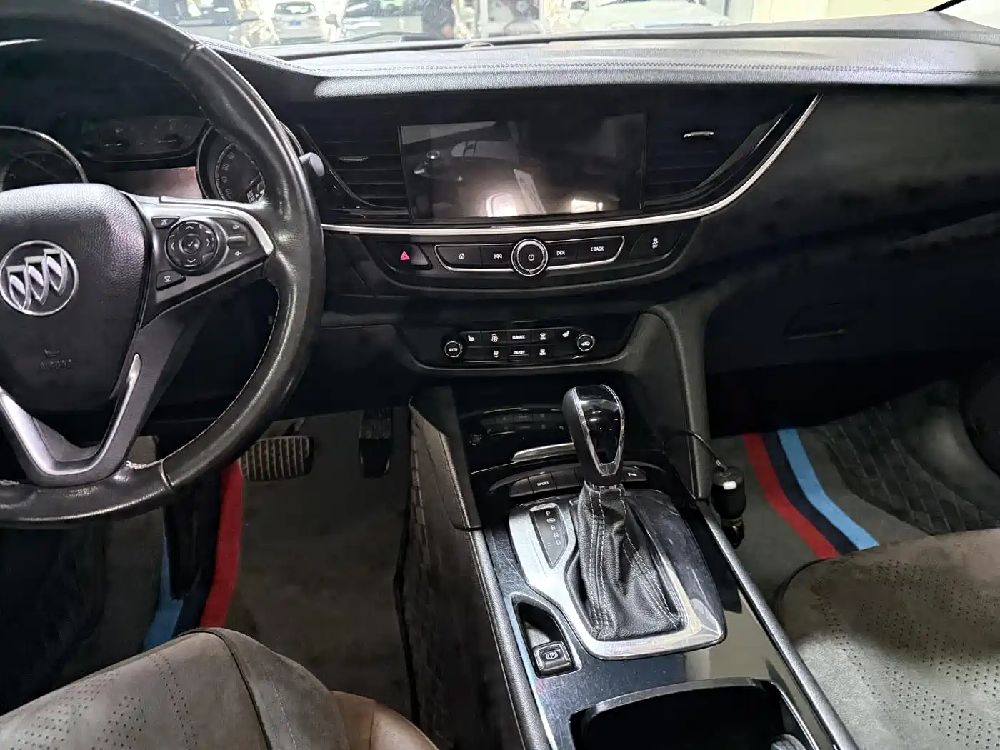 Buick Regal 2017 20T Elite Type фото 15