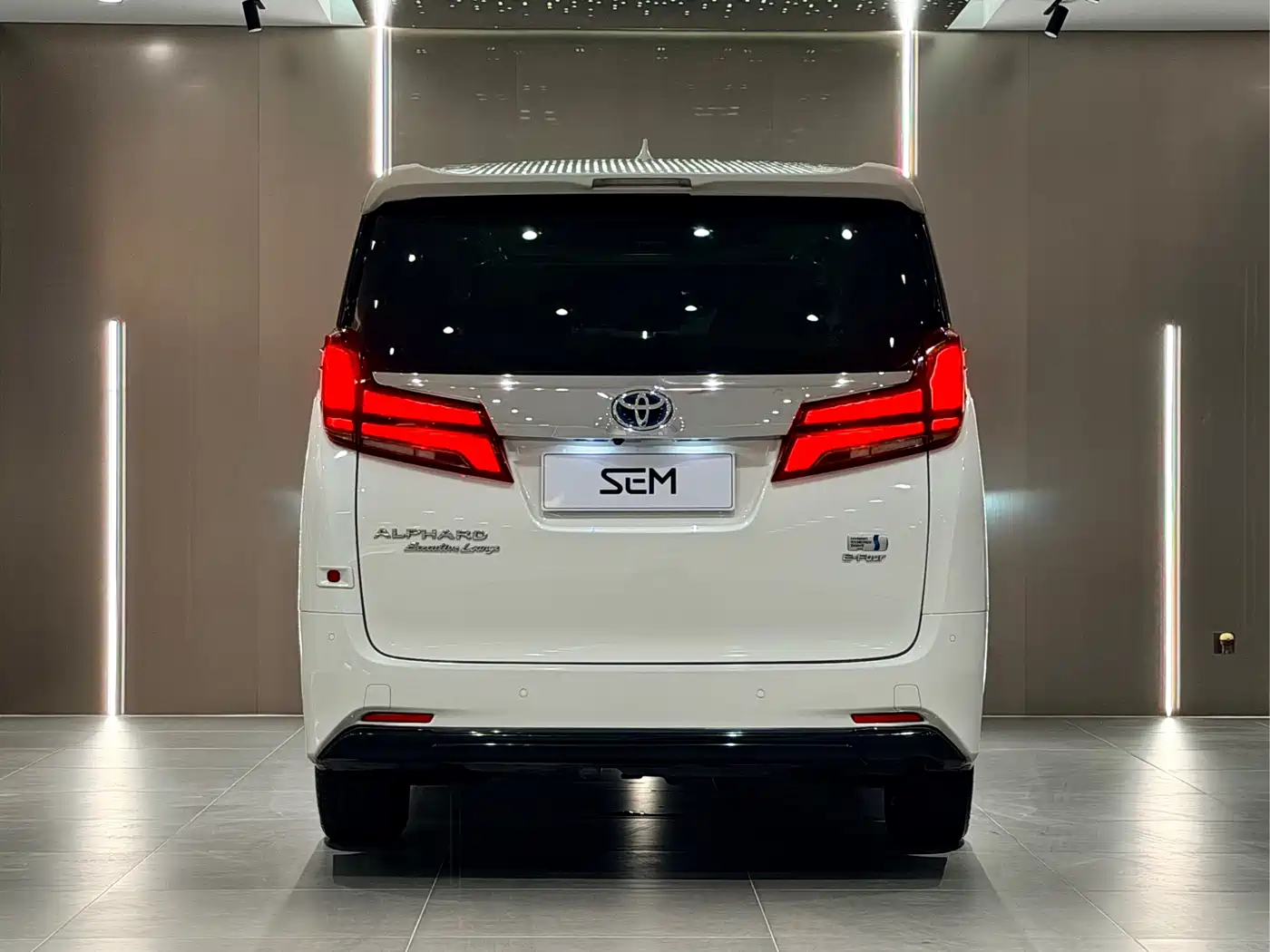 Toyota Alphard 2021 Hybrid 2.5L Premium фото 5