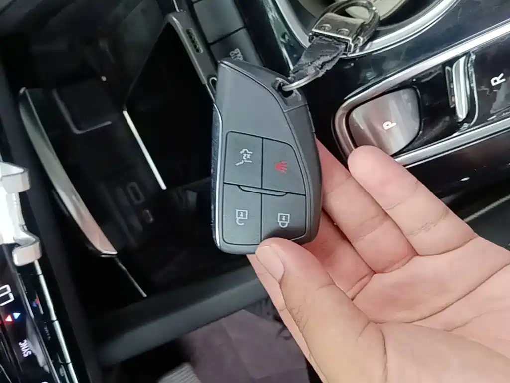 Фото 9 - Buick Envision Plus