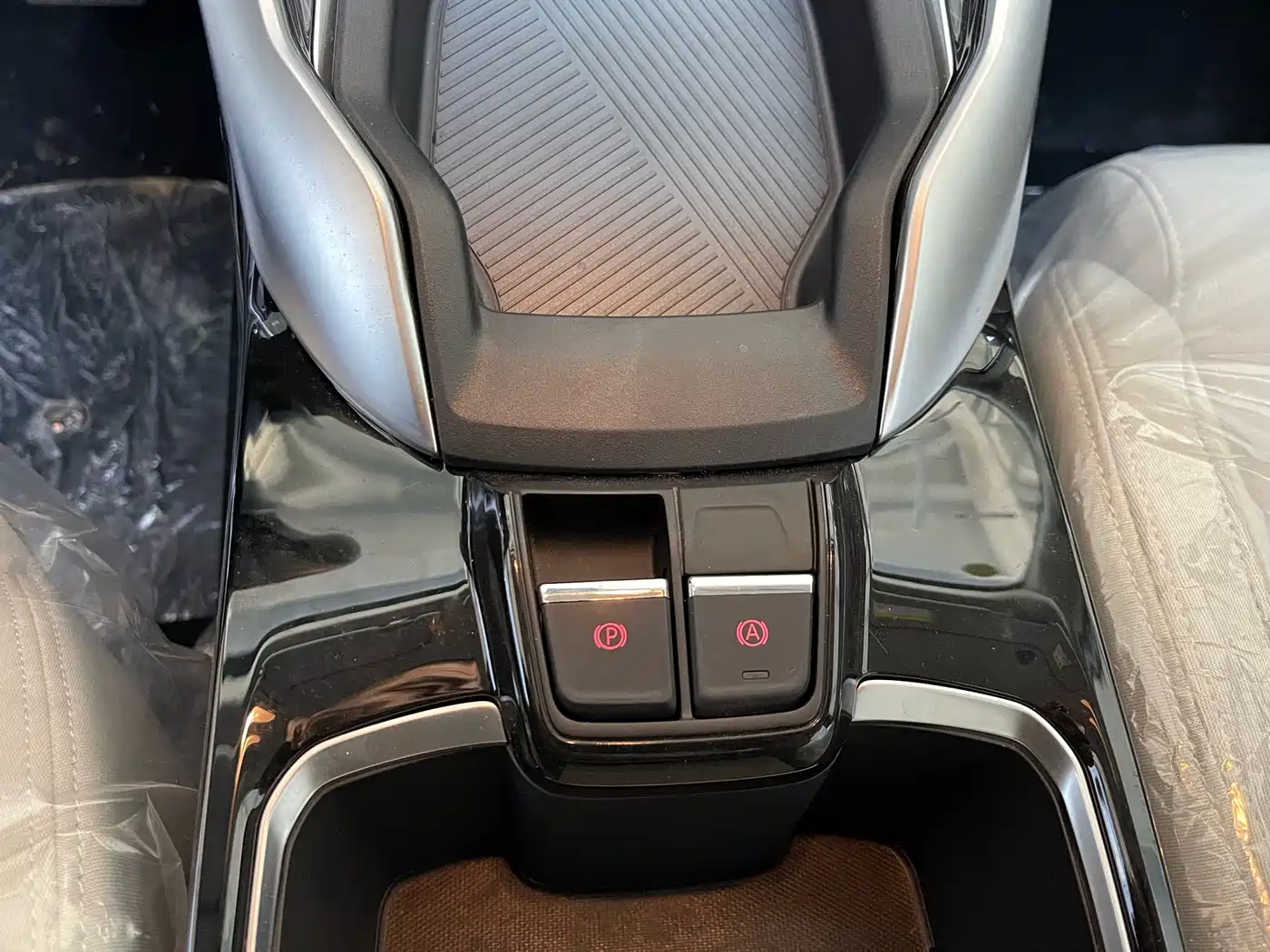 SAIC Maxus Maxus G50 2024 Model 1.5T Dragon Edition фото 12