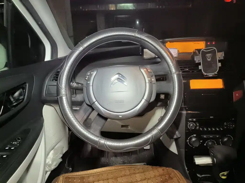 Citroën C-Quatre 2015 2014 VTS Edition 1.6L Automatic Style