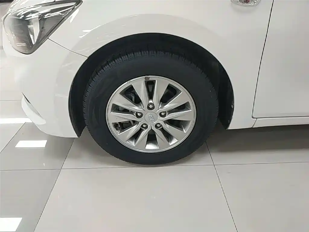 Hyundai Elantra 2018 1.6L Automatic Pleasing Edition GL China VI фото 23