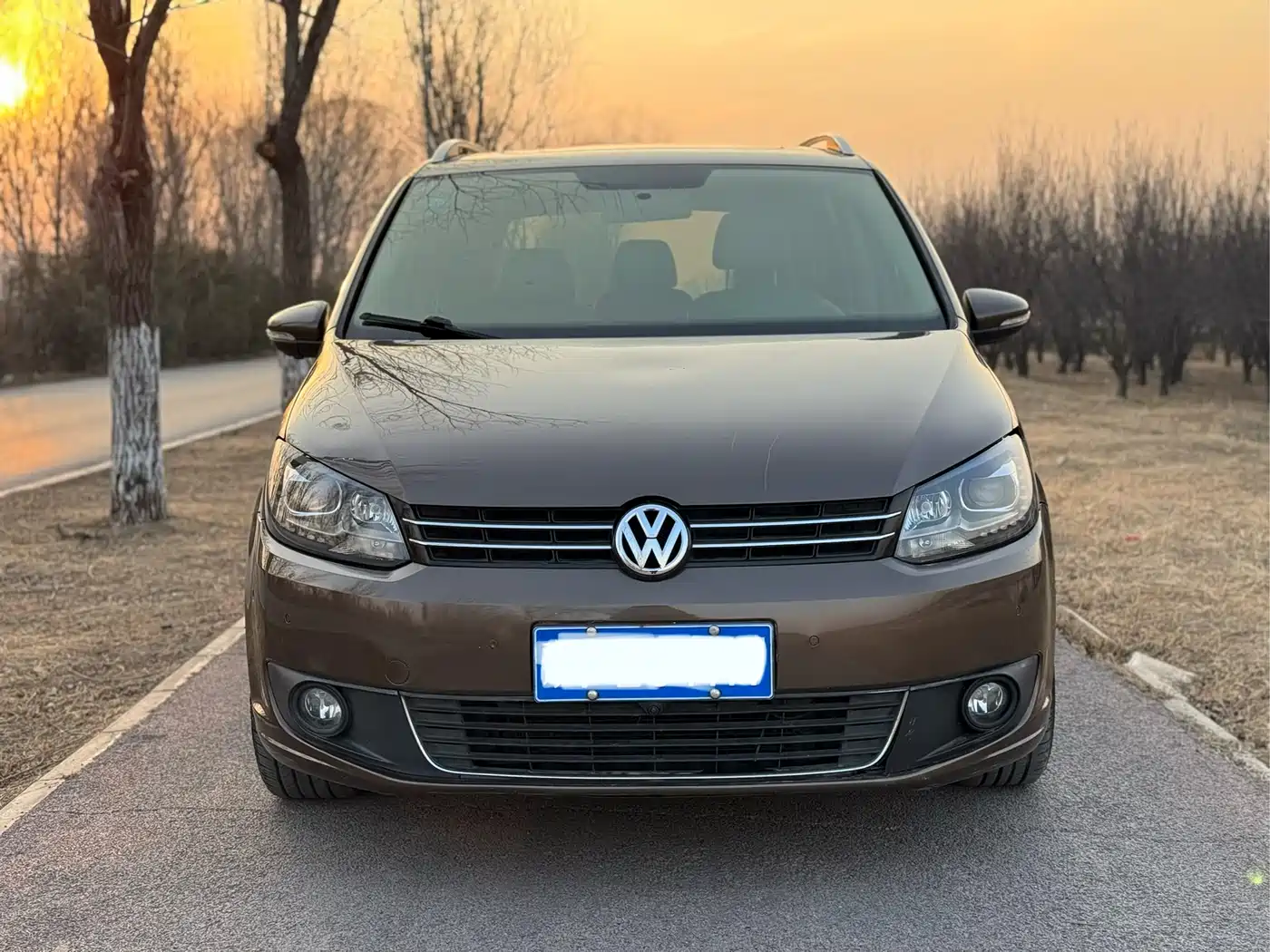 Volkswagen Touran 2011 1.4T DSG Intelligent Elite 5-seater фото 2