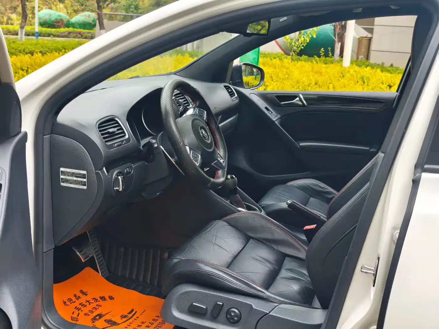 Volkswagen Golf GTI 2012 2.0TSI GTI фото 14