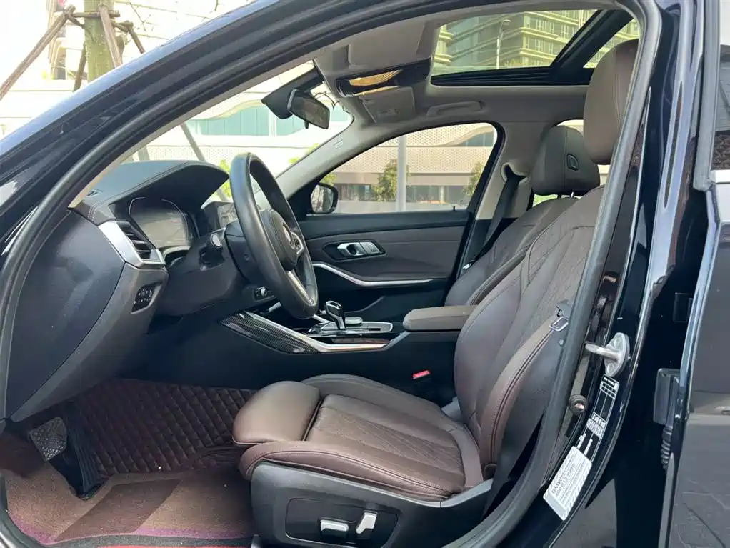 BMW 3 Series 2022 320Li M Sport Package фото 4