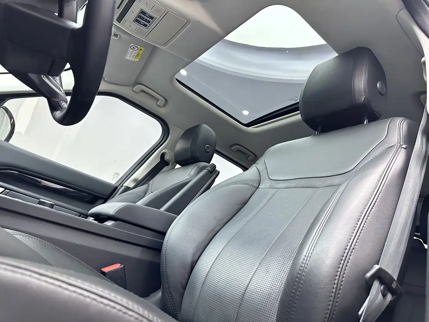 Land Rover Discovery 2017 3.0 SC V6 SE фото 13