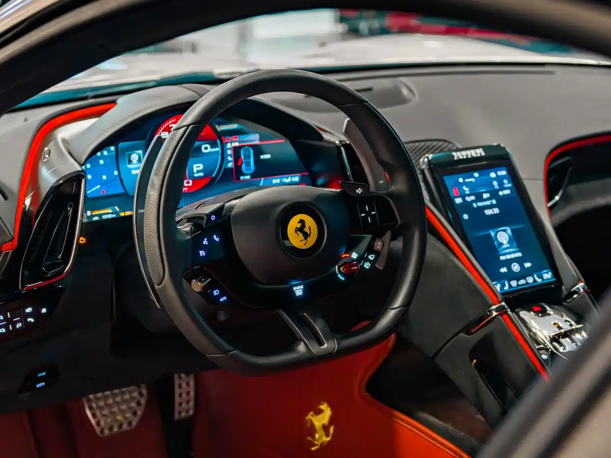 Photo 11 - Ferrari Roma