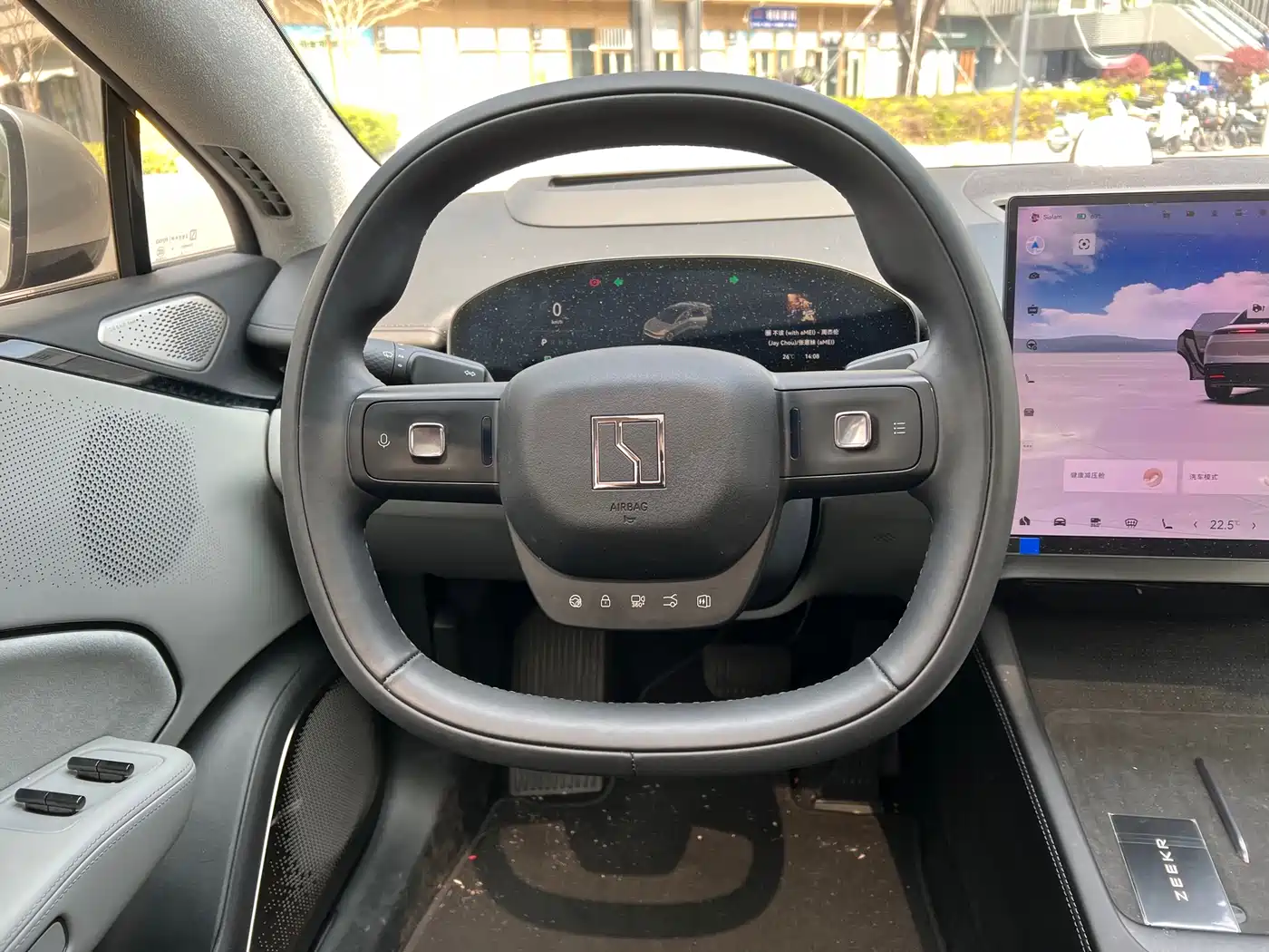 ZEEKR EXTREME KRYPTON 007