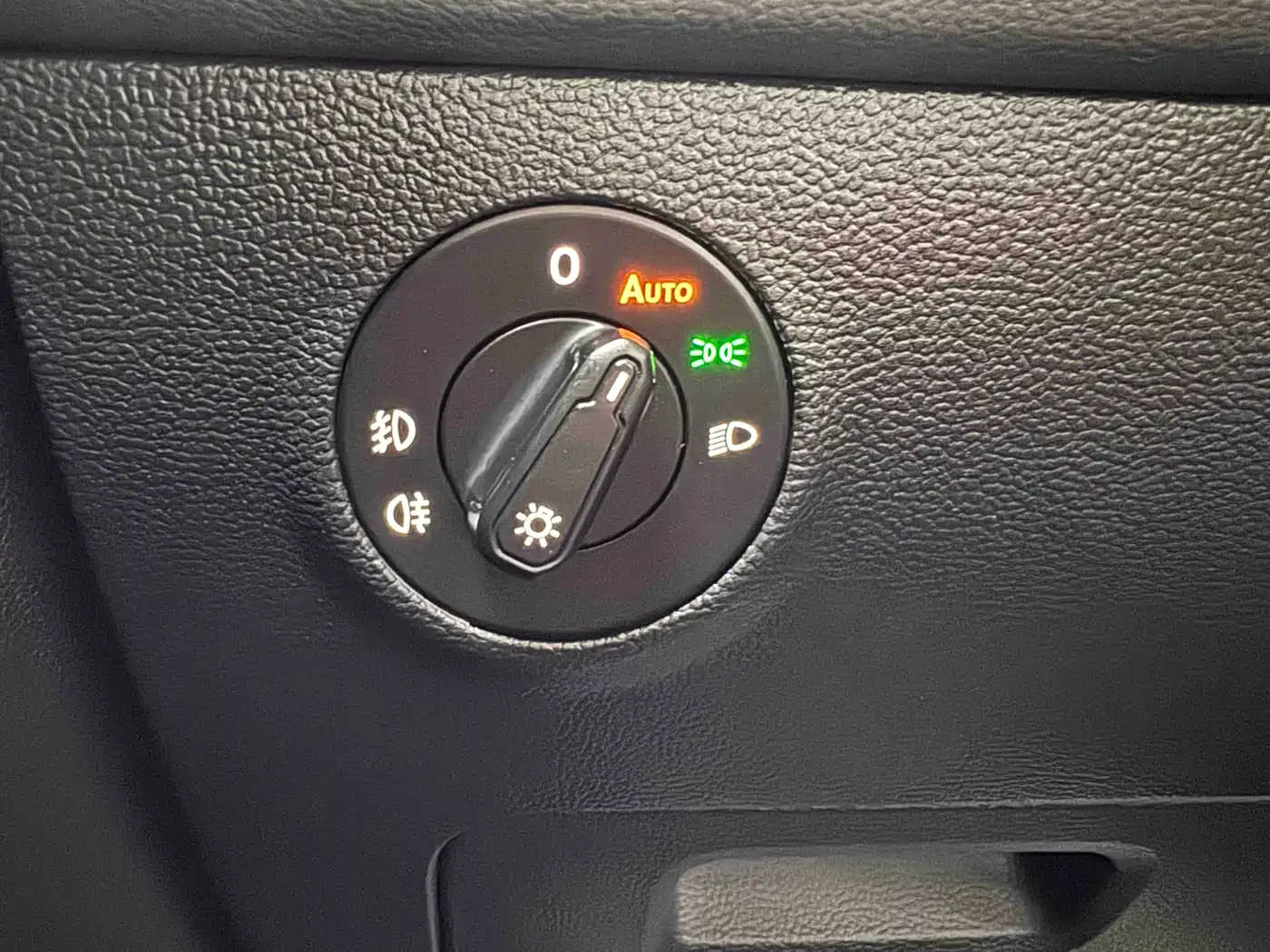 Volkswagen Tharu 2021 280TSI 2WD Luxury Plus фото 11