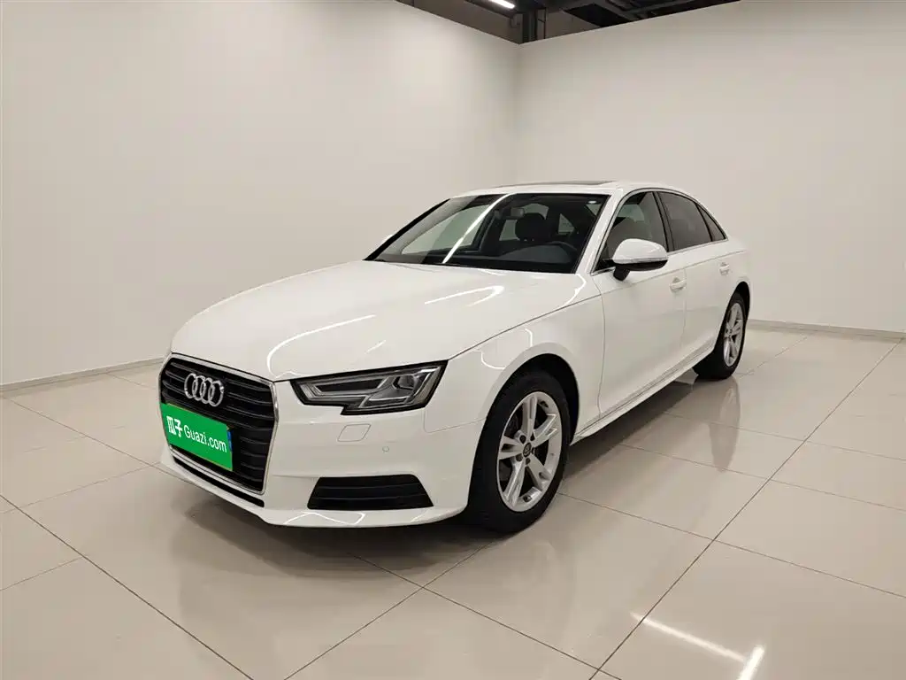 Audi A4L 2017 40 TFSI Fashion Edition фото 2