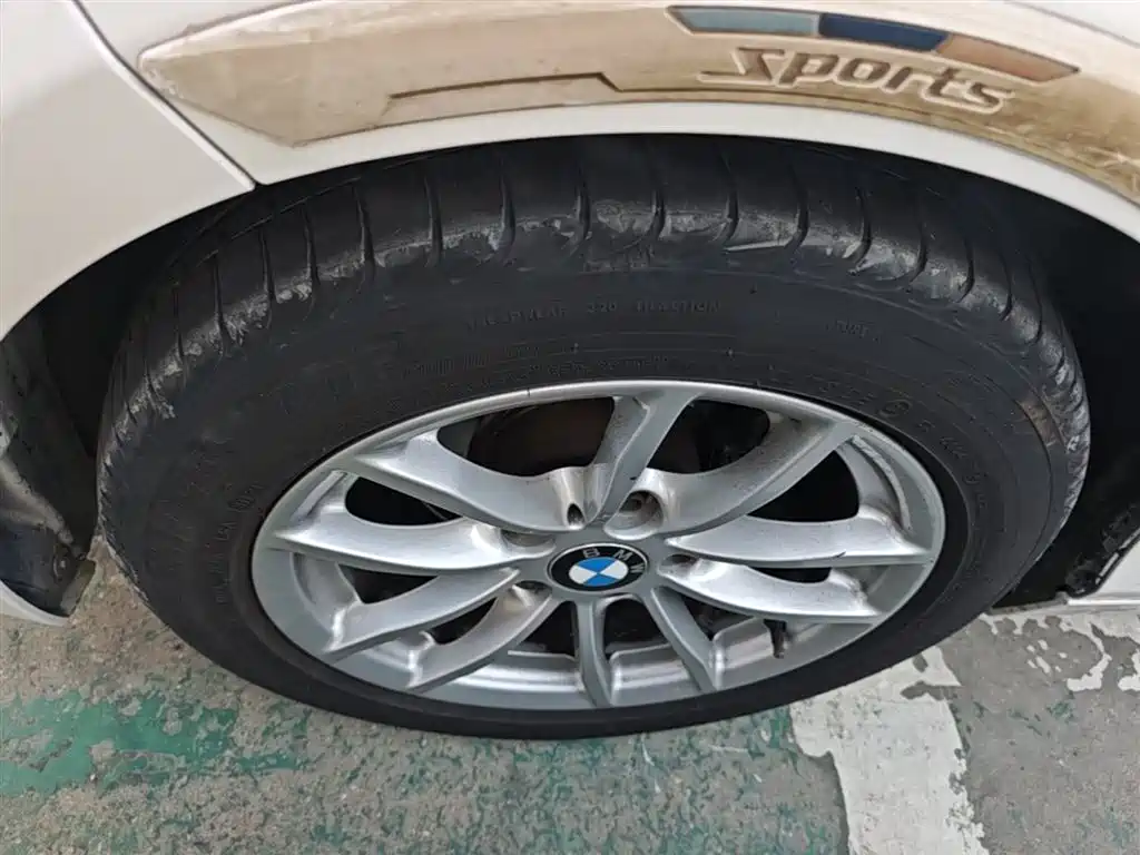 BMW 1 Series (Import) 2018 118i Leading фото 23