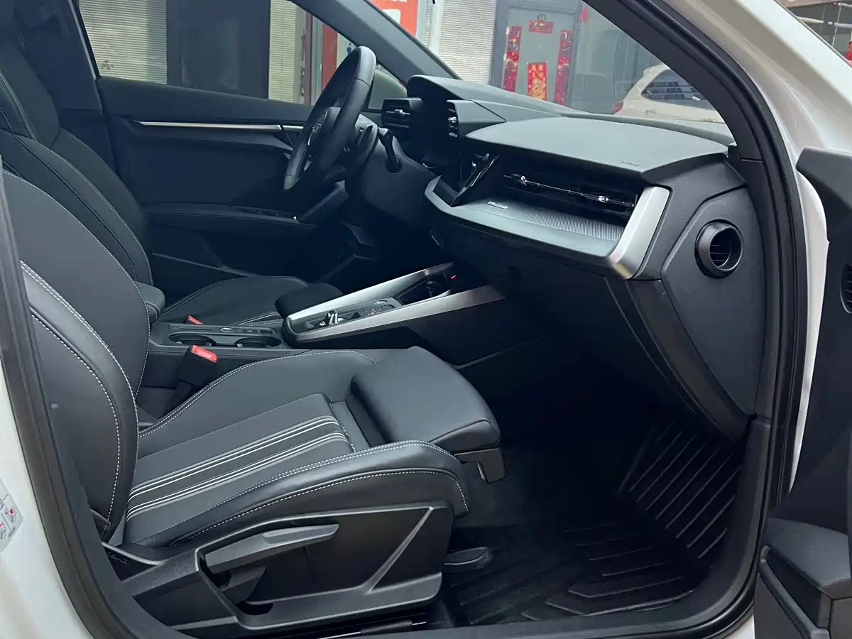 Audi A3 2023 Sportback 35 TFSI Fashion Sport фото 17