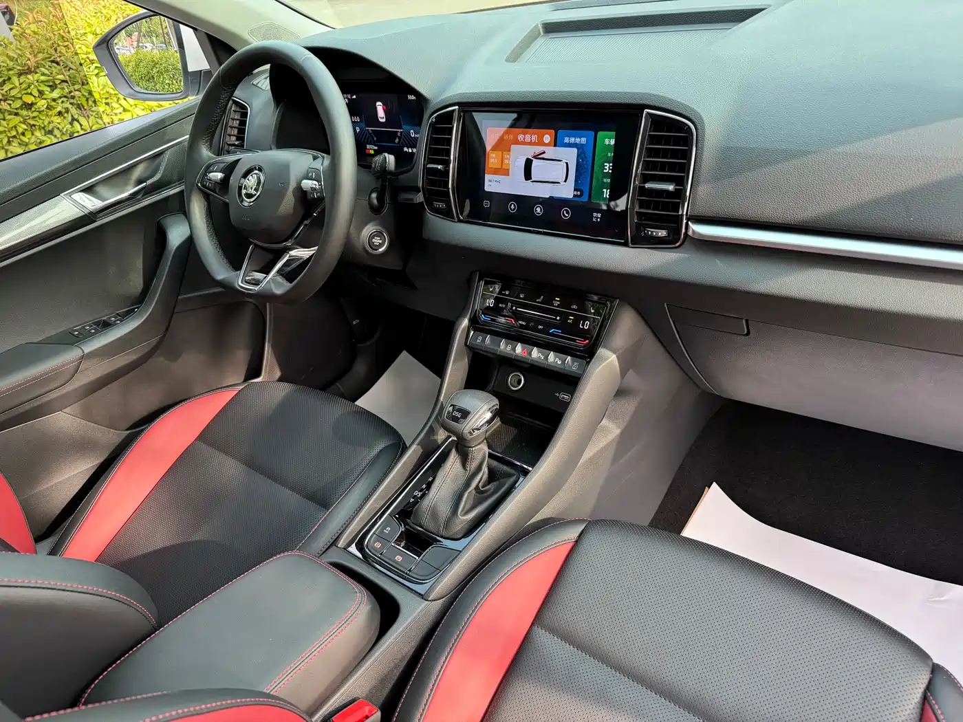 Škoda Karoq 2023 2022 TSI280 Smart Brilliance Edition