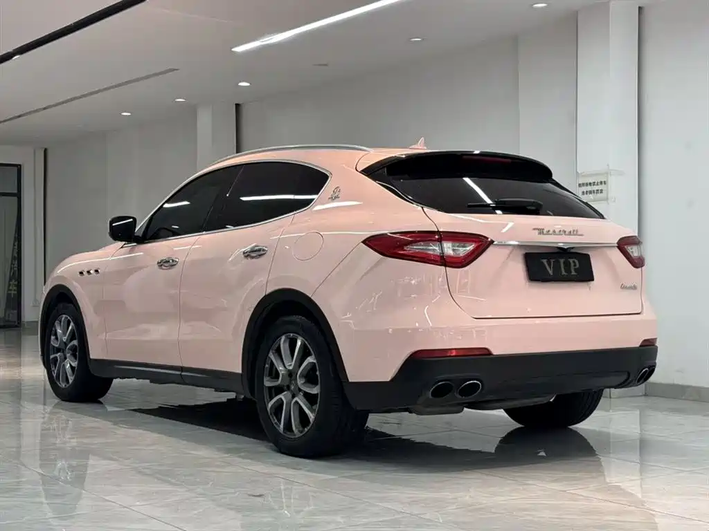 Maserati Levante 2016 3.0T Standard фото 9