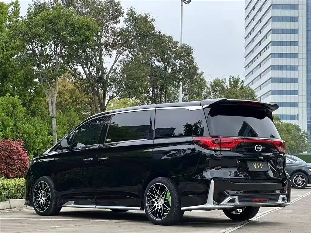 GAC TRUMPCHI M8