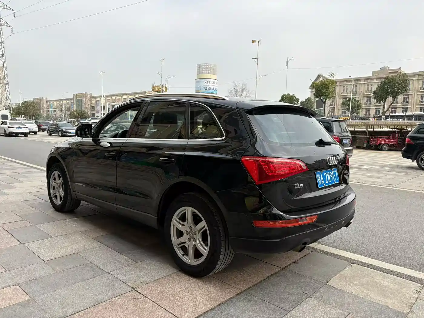 Audi Q5 2012 2.0TFSI Technology фото 3
