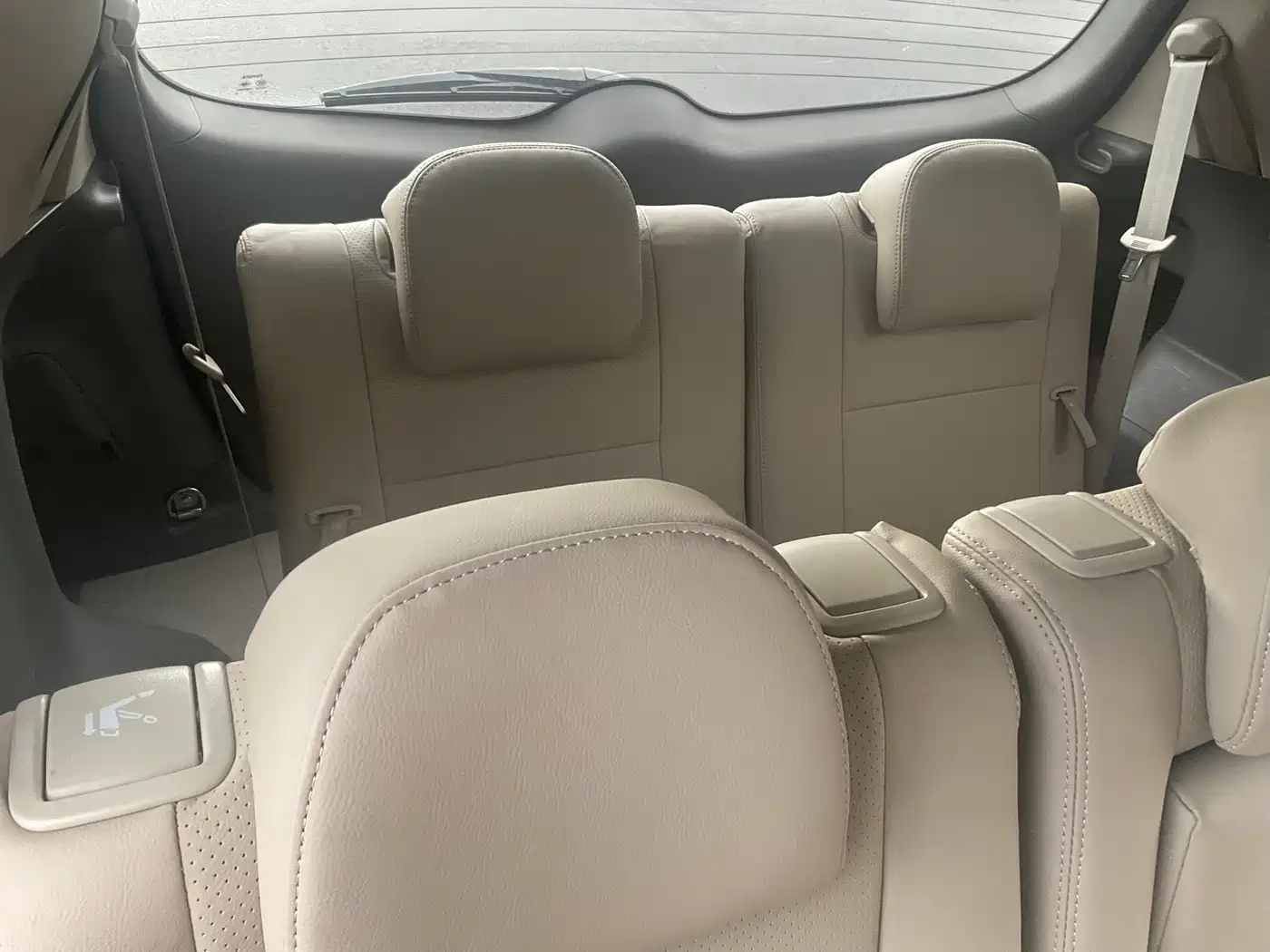 Toyota E'Z 2012 180E CVT Elite Multi-Function Edition фото 10