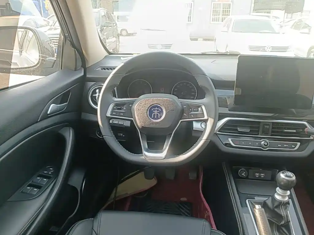 BYD Song 2021 2021 Classic Edition 1.5T Manual Luxury
