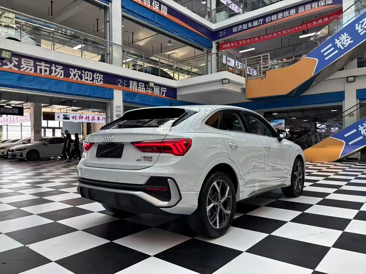 Audi Q3 Sportback 2020 40 TFSI Fashion фото 15