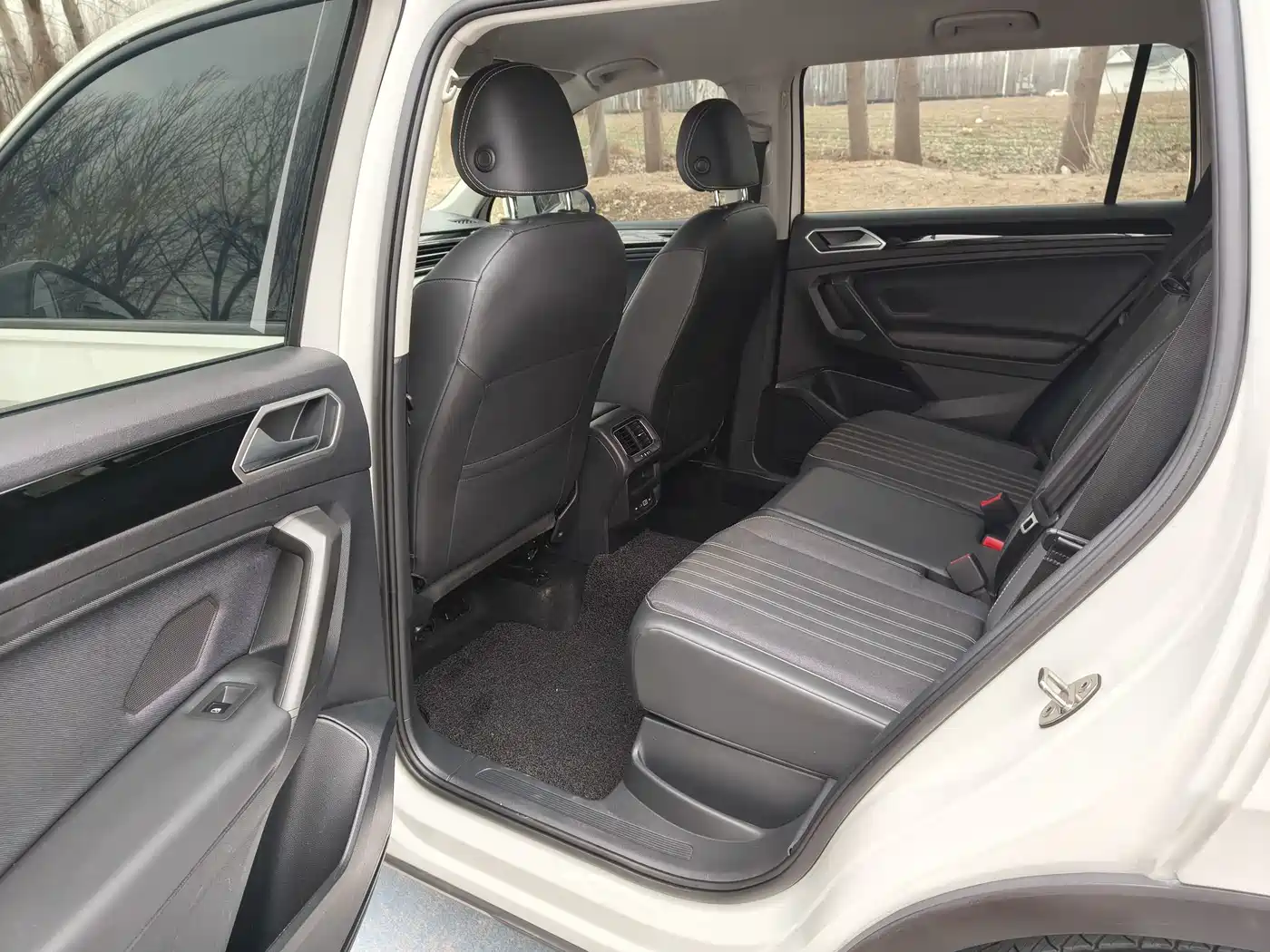Volkswagen Tiguan L 2022 330TSI Automatic 2WD Comfort Edition фото 10