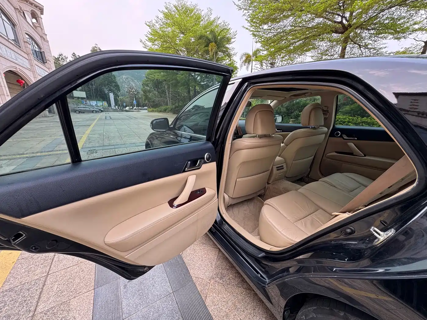 Toyota Reiz 2008 2.5S Special Commemorative Edition фото 11