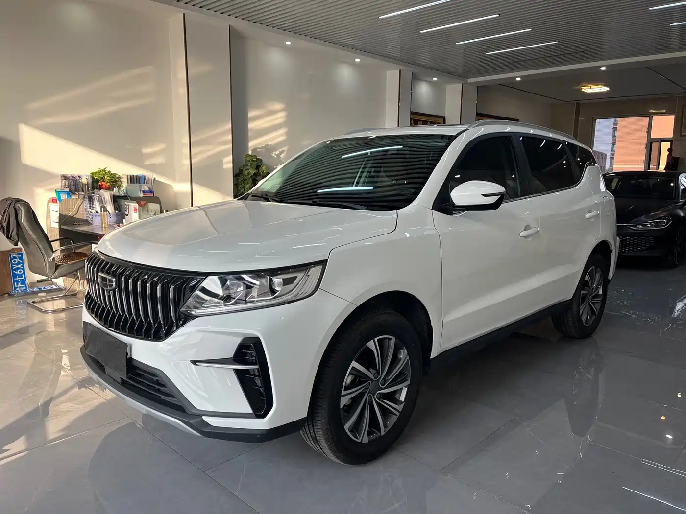 GEELY AUTOMOBILE VISION X6