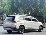 Photo 15 - Hyundai Custo