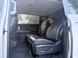 Photo 7 - Hyundai Custo