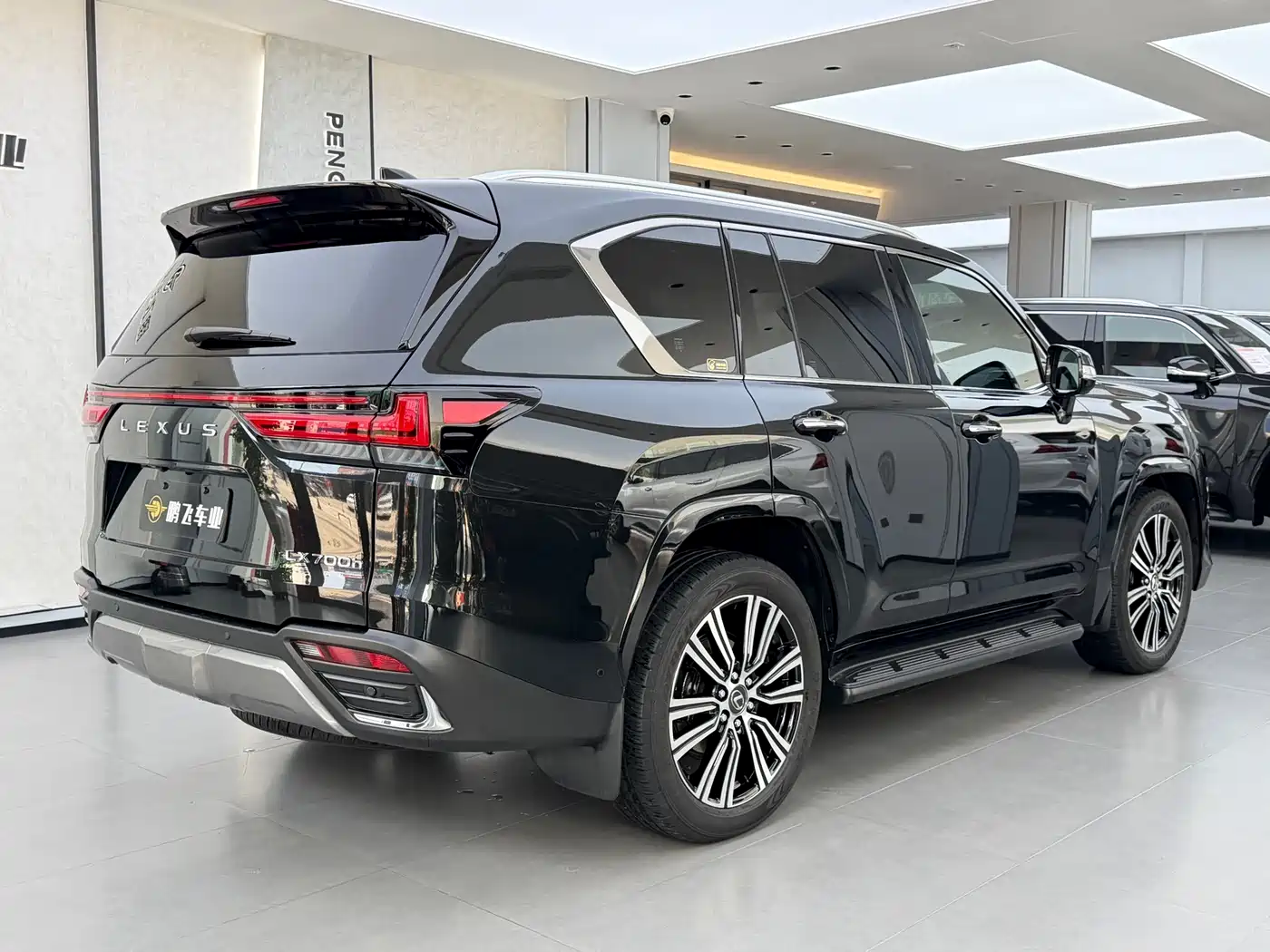 Lexus LX 2025 700h Boundary Edition фото 22